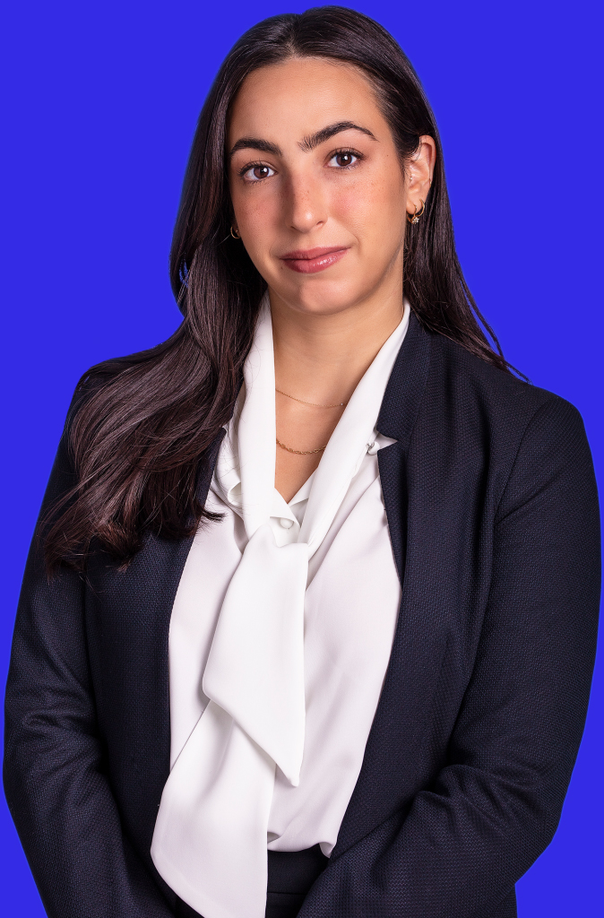 Alexandra Fania, Avocate